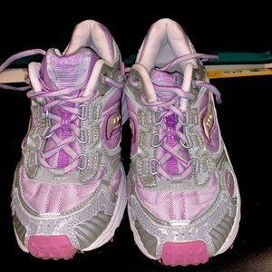 Saucony grid aura TR5